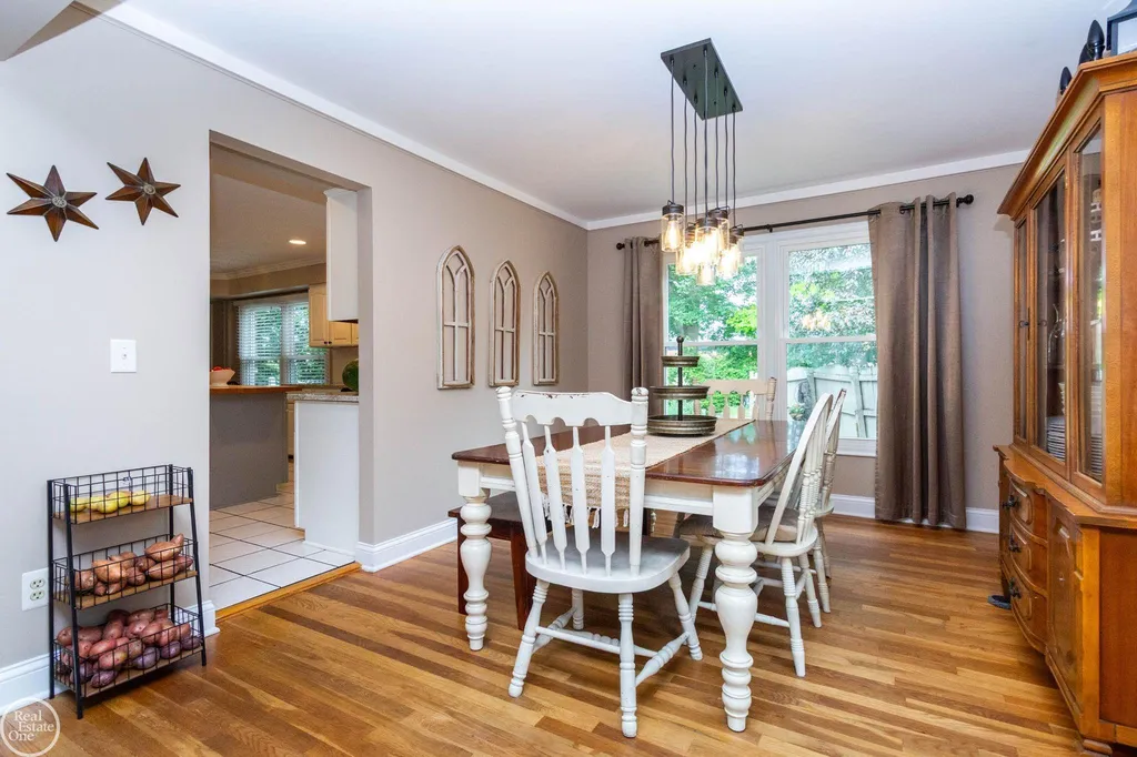 52203 Belle Arbor Drive Shelby Charter Township MI 48316