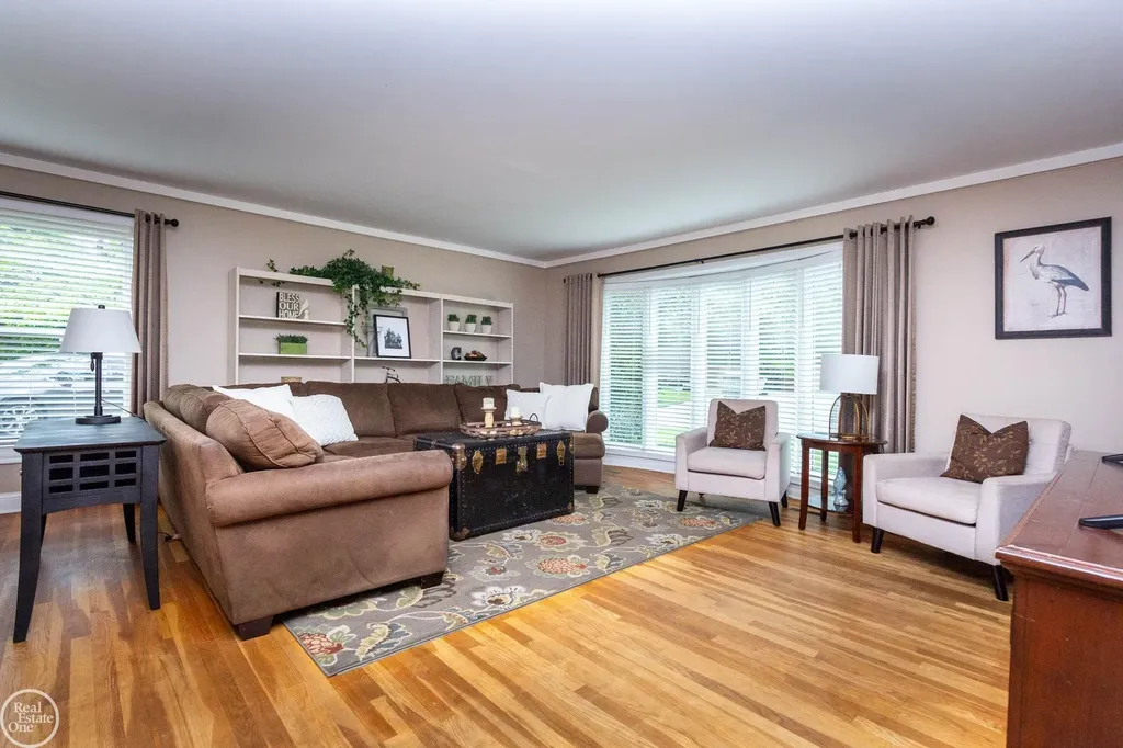 52203 Belle Arbor Drive Shelby Charter Township MI 48316