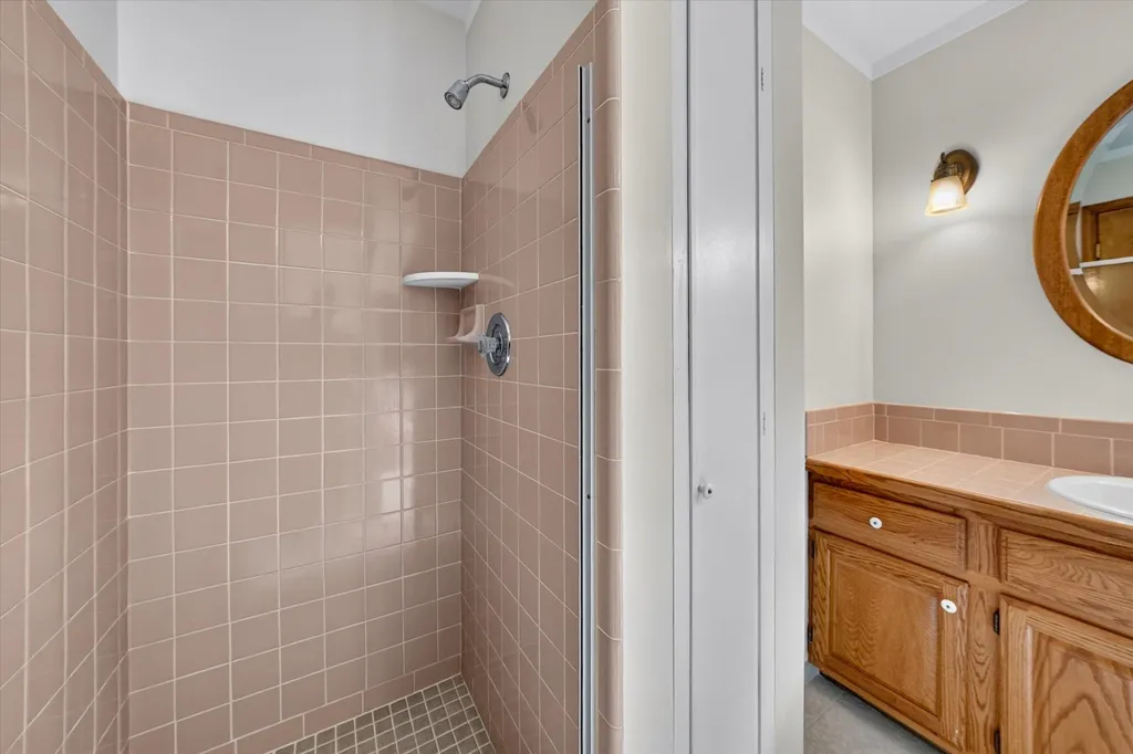 8800 Mary Ann Avenue Shelby Charter Township MI 48317