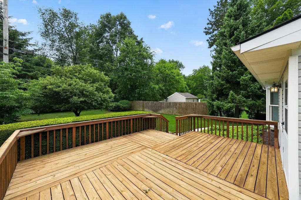 8800 Mary Ann Avenue Shelby Charter Township MI 48317