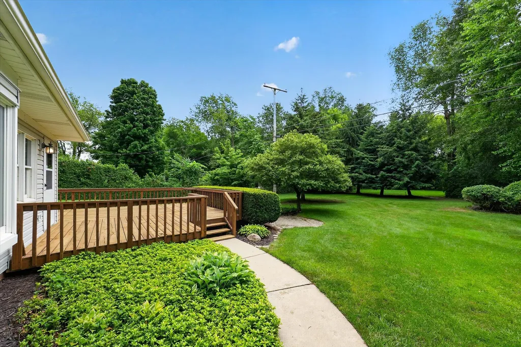 8800 Mary Ann Avenue Shelby Charter Township MI 48317