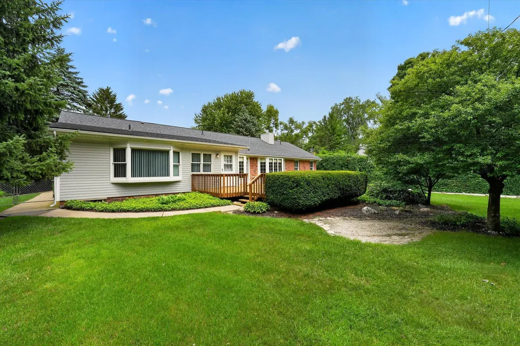 8800 Mary Ann Avenue Shelby Charter Township MI 48317
