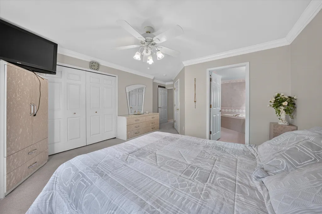 3527 New Boston Drive Sterling Heights City MI 48314