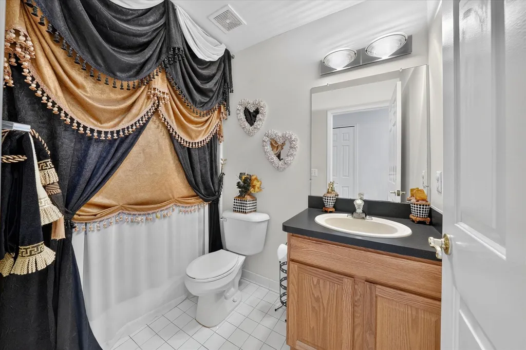 3527 New Boston Drive Sterling Heights City MI 48314