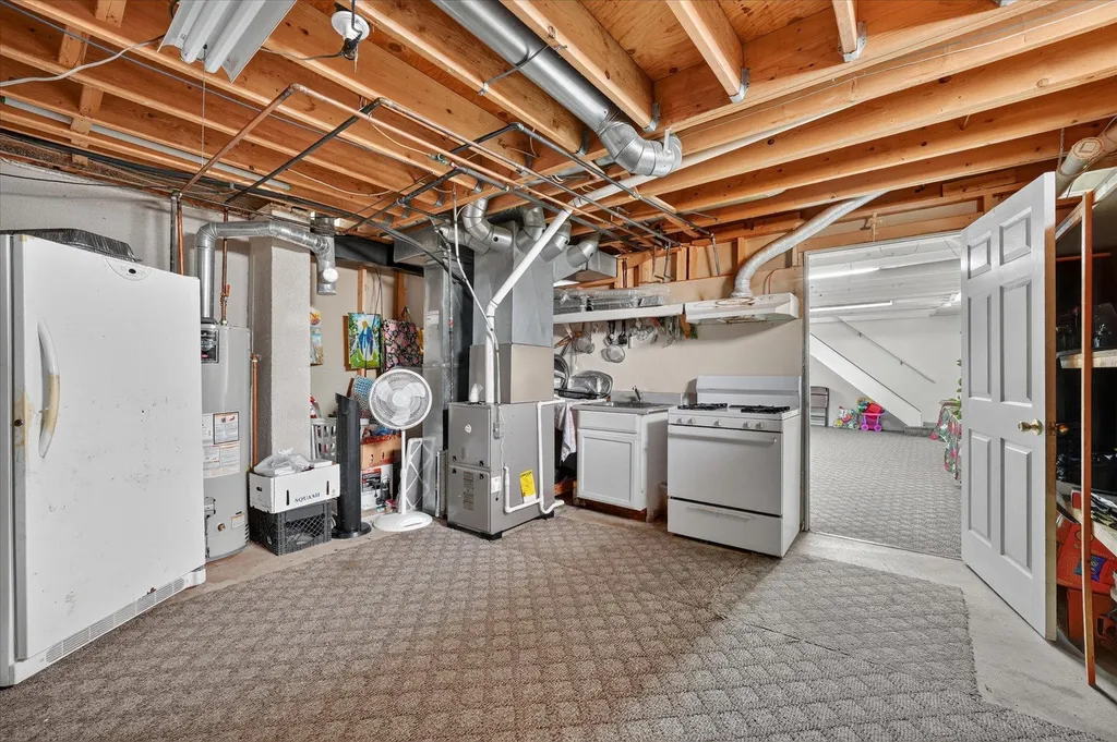 3527 New Boston Drive Sterling Heights City MI 48314