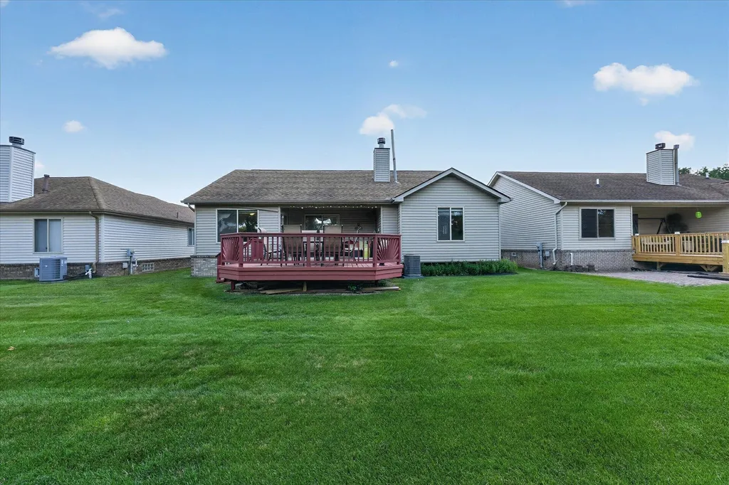 3527 New Boston Drive Sterling Heights City MI 48314