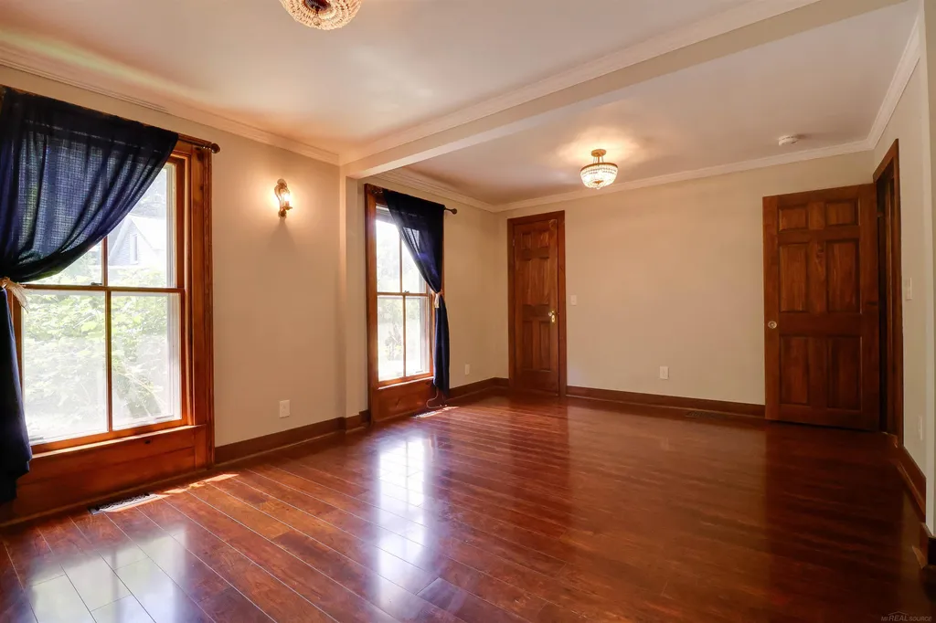 127 Benjamin Street Romeo Village MI 48065