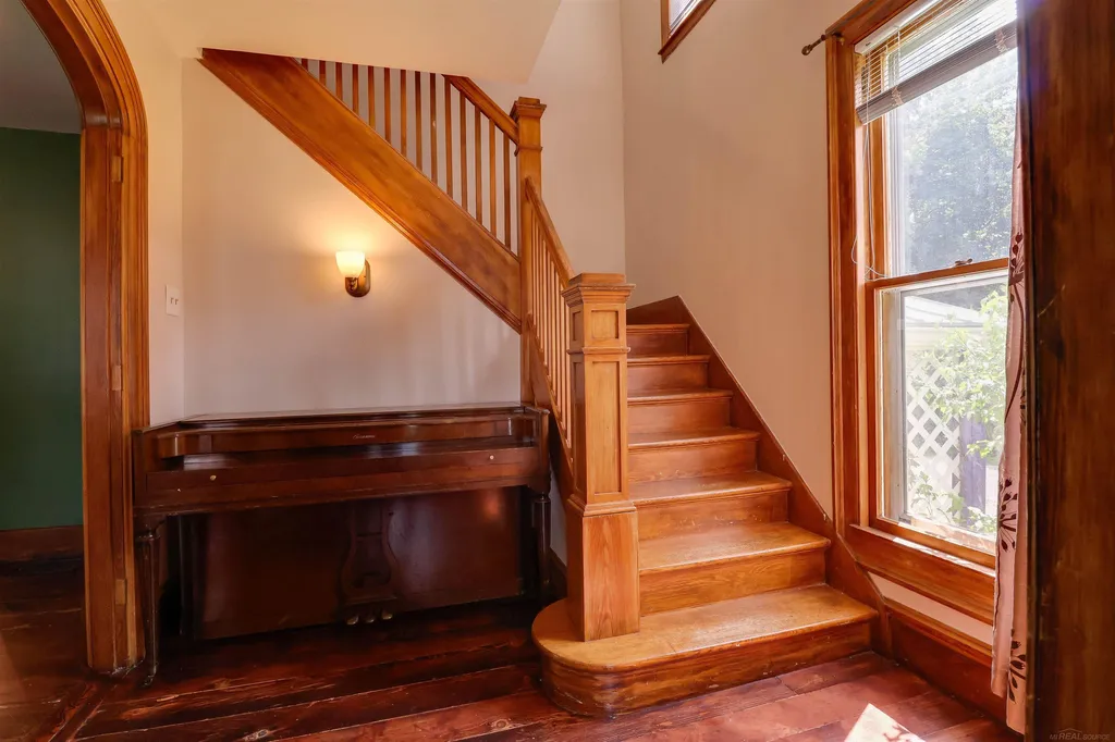 127 Benjamin Street Romeo Village MI 48065