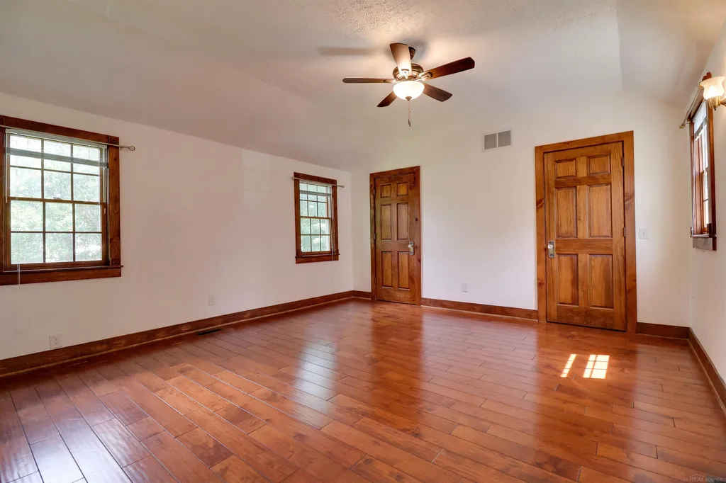 127 Benjamin Street Romeo Village MI 48065