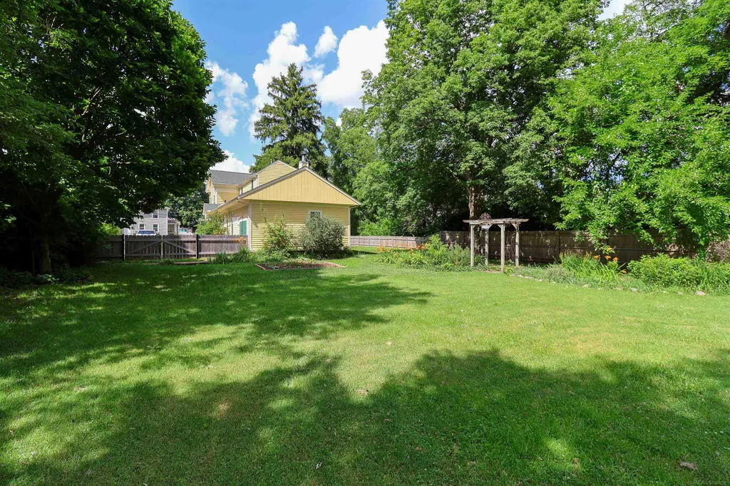 127 Benjamin Street Romeo Village MI 48065
