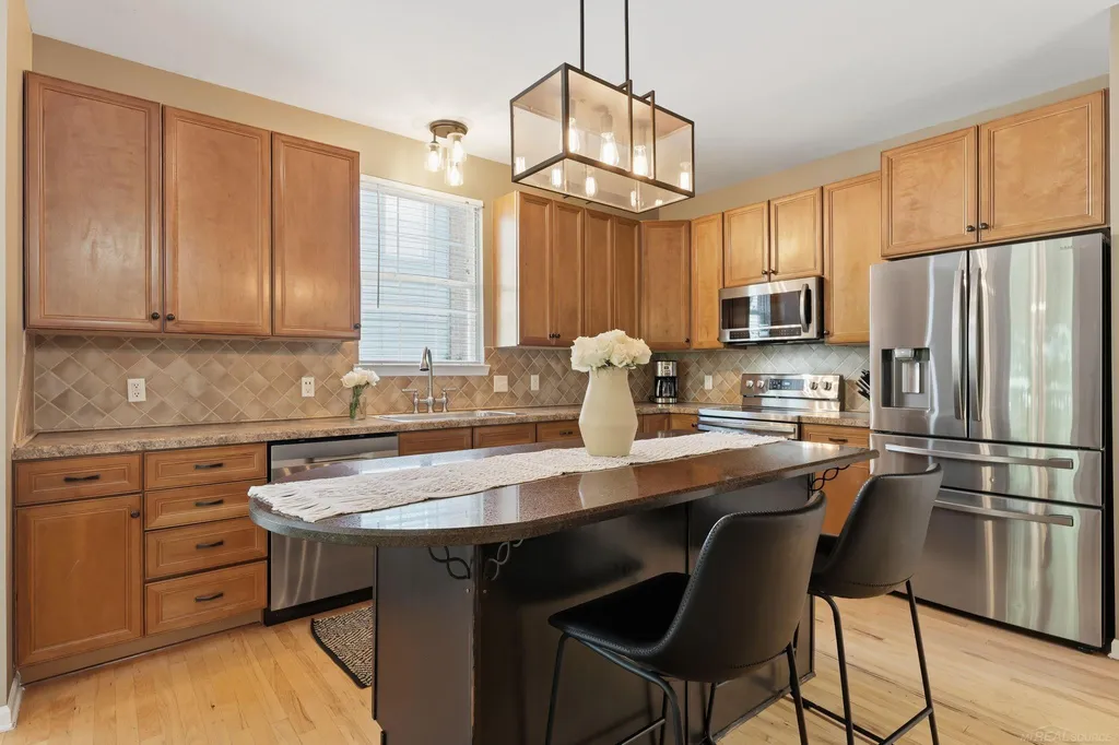 1172 Key West Drive Lake Orion Village MI 48360