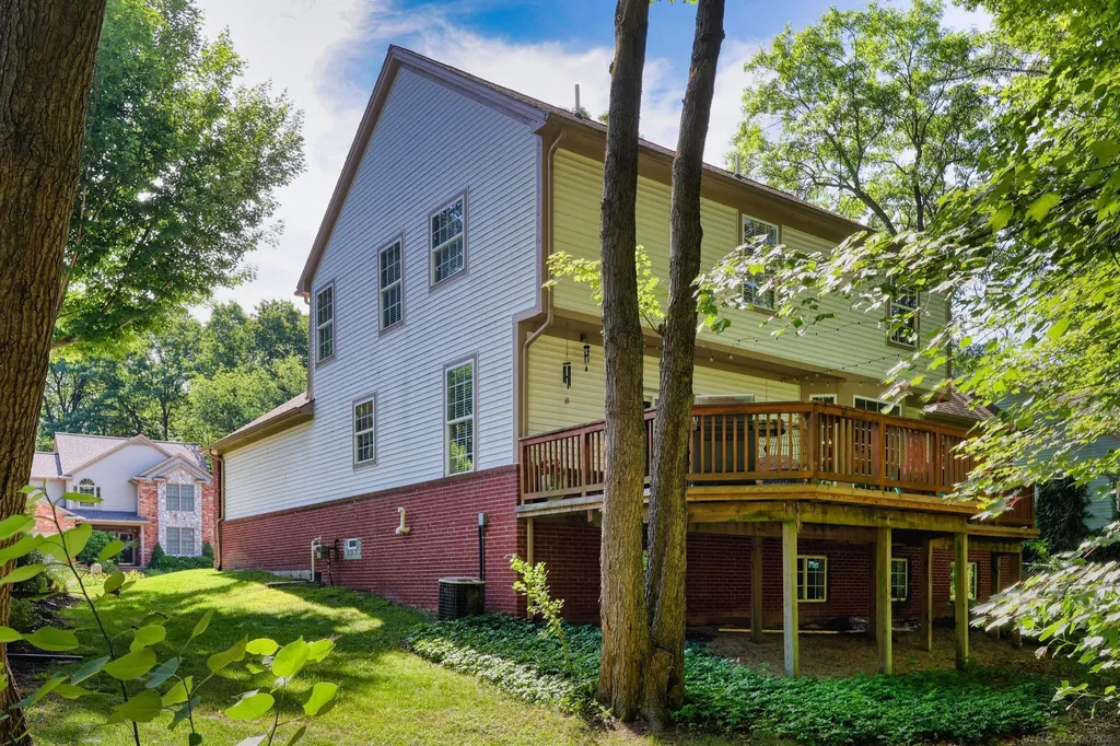 1172 Key West Drive Lake Orion Village MI 48360
