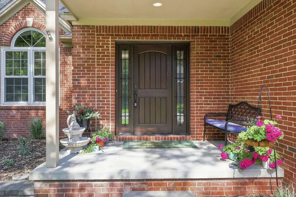 1172 Key West Drive Lake Orion Village MI 48360