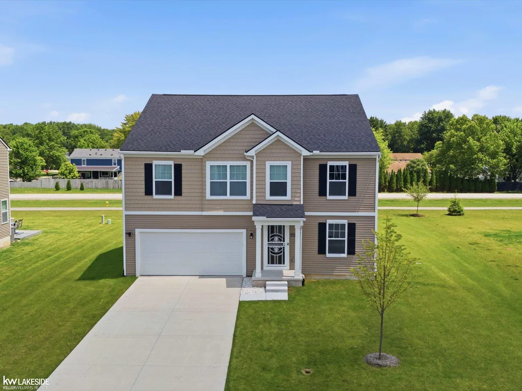 54470 Heron Circle Chesterfield Township MI 48047
