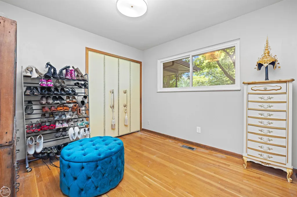 45510 Louise Court Shelby Charter Township MI 48317