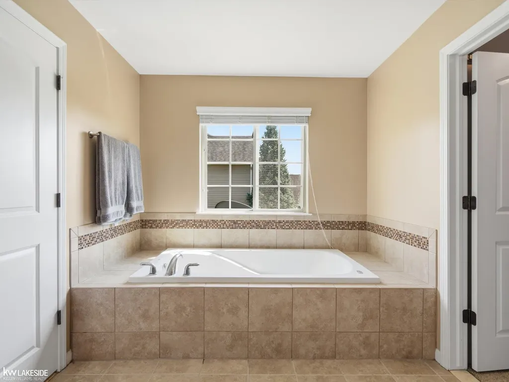 25346 Stanley Lane Lyon Charter Township MI 48178