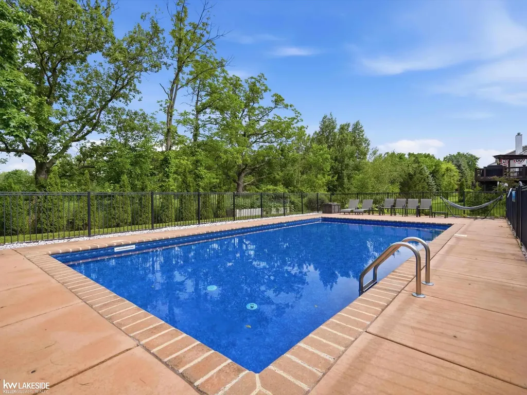 25346 Stanley Lane Lyon Charter Township MI 48178