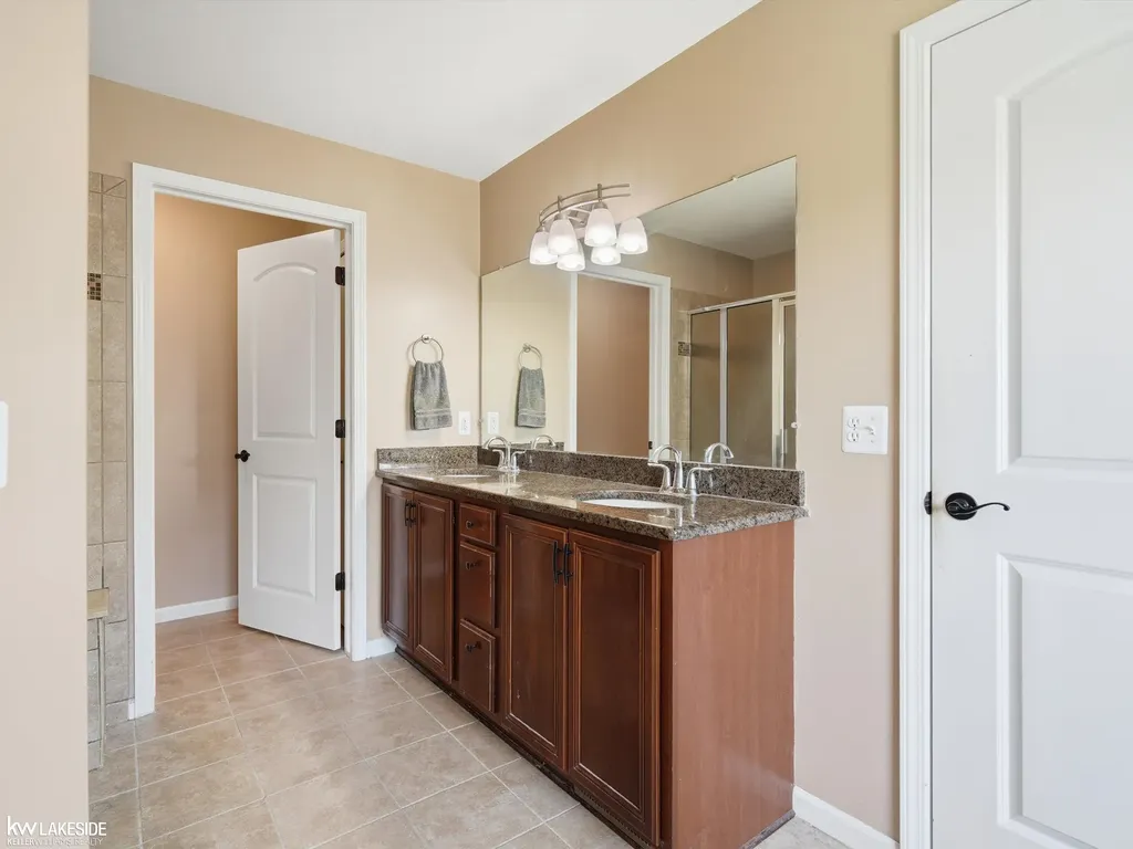 25346 Stanley Lane Lyon Charter Township MI 48178