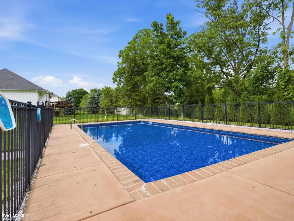 25346 Stanley Lane Lyon Charter Township MI 48178