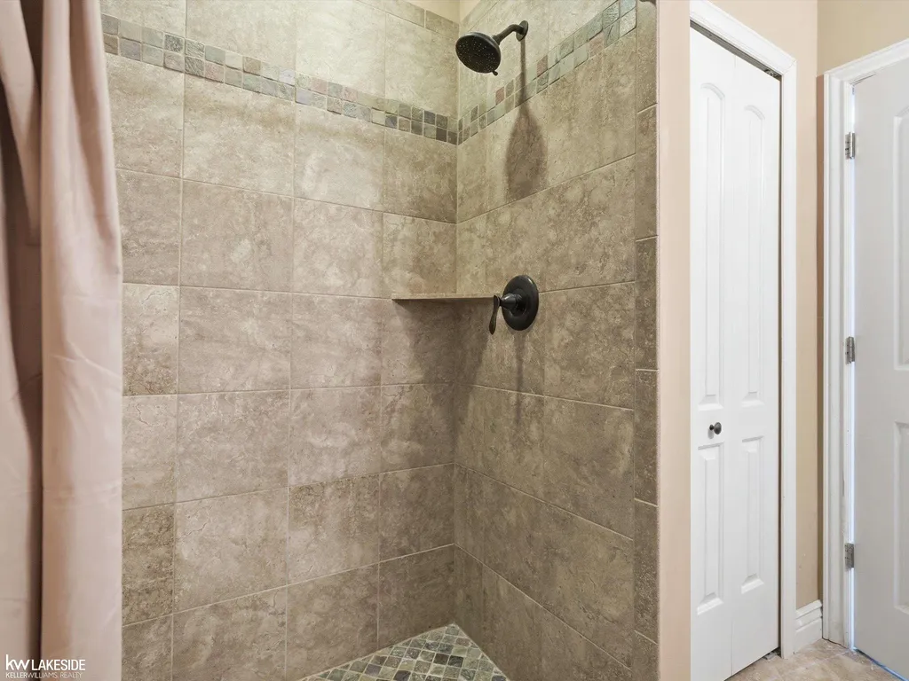 25346 Stanley Lane Lyon Charter Township MI 48178