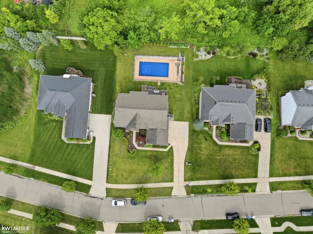 25346 Stanley Lane Lyon Charter Township MI 48178