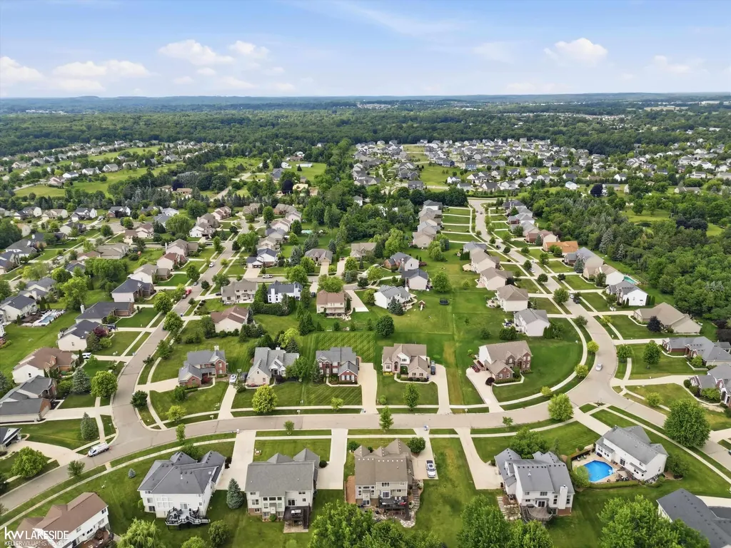 25346 Stanley Lane Lyon Charter Township MI 48178