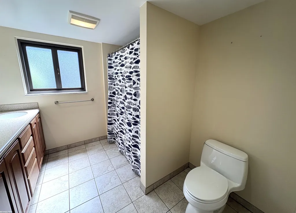 20210 Anita Street Clinton Charter Township MI 48036