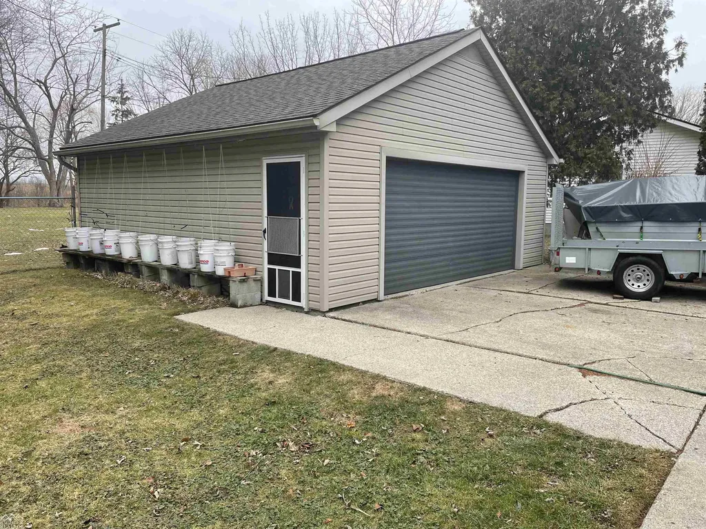 2567 St. Clair River Drive Clay Township MI 48001