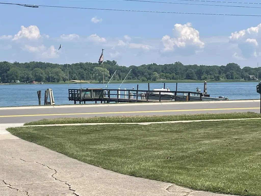 2567 St. Clair River Drive Clay Township MI 48001