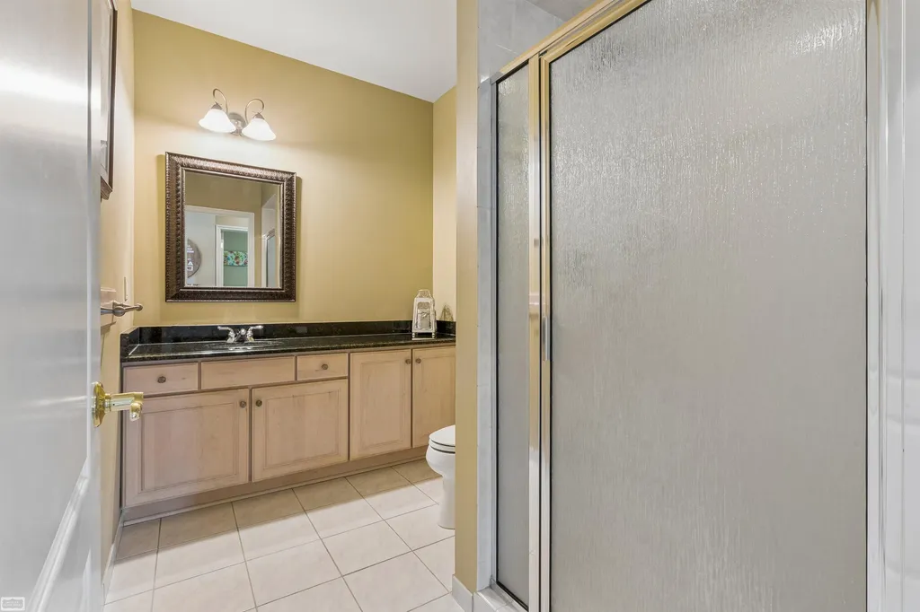 14777 Sparrow Drive Shelby Charter Township MI 48315