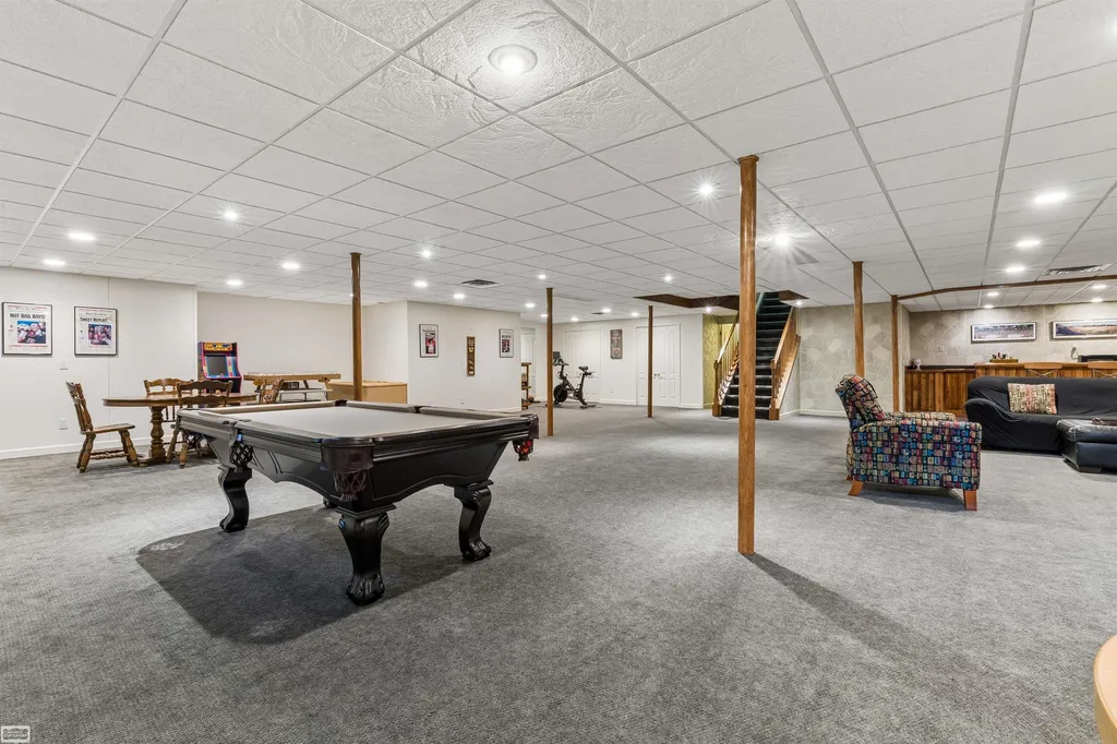 14777 Sparrow Drive Shelby Charter Township MI 48315