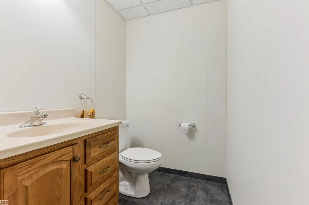 14777 Sparrow Drive Shelby Charter Township MI 48315