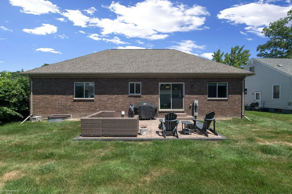 22818 Maxine Street St. Clair Shores City MI 48080
