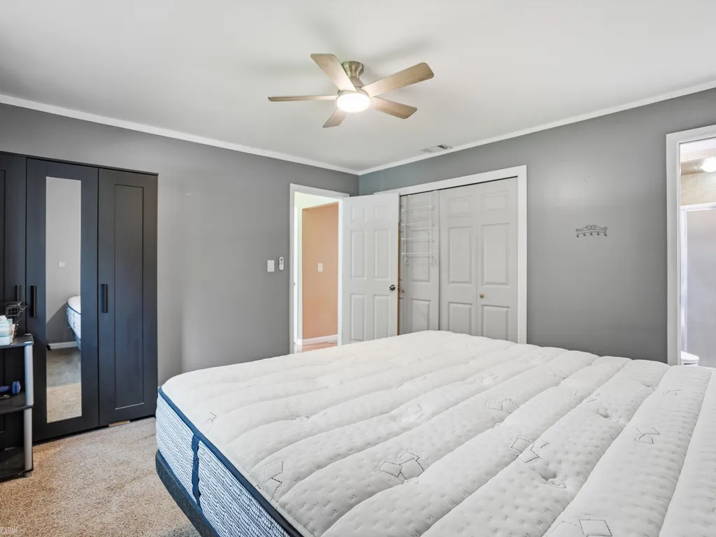 15861 Coral Avenue Clinton Charter Township MI 48035