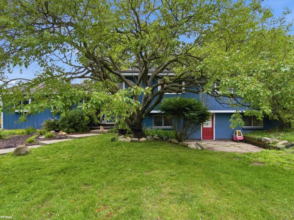 3111 Howland Road Almont Township MI 48003