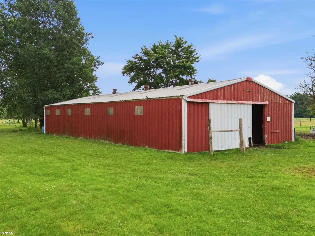 3111 Howland Road Almont Township MI 48003
