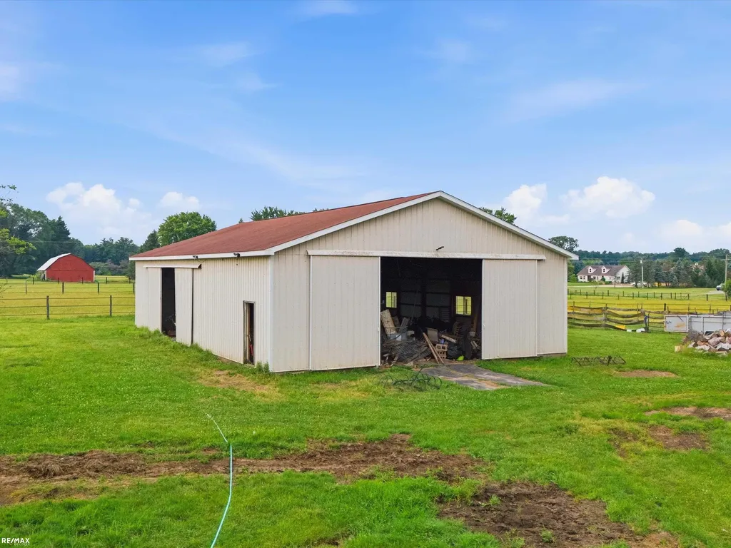 3111 Howland Road Almont Township MI 48003