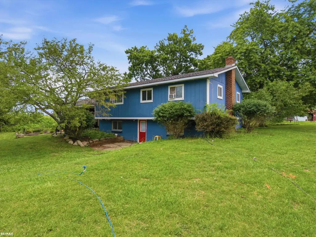 3111 Howland Road Almont Township MI 48003