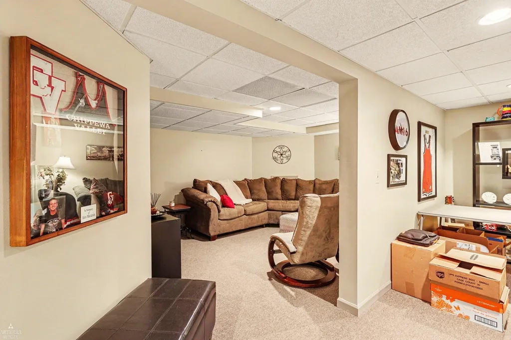 41498 Mary Kay Drive Clinton Charter Township MI 48038