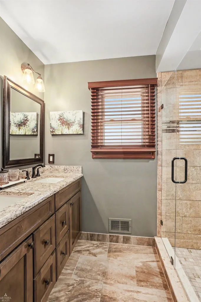 41498 Mary Kay Drive Clinton Charter Township MI 48038