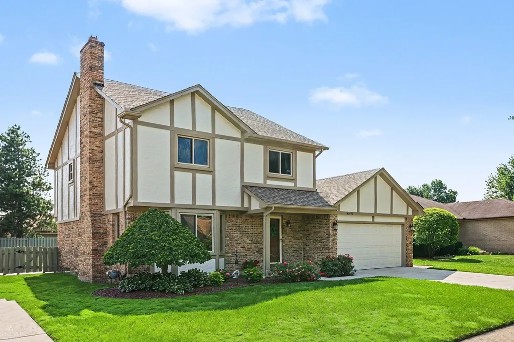 41498 Mary Kay Drive Clinton Charter Township MI 48038