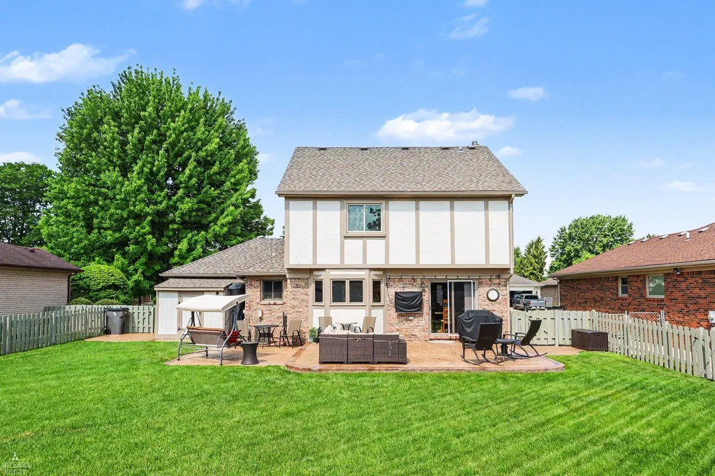41498 Mary Kay Drive Clinton Charter Township MI 48038