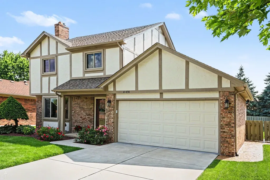 41498 Mary Kay Drive Clinton Charter Township MI 48038