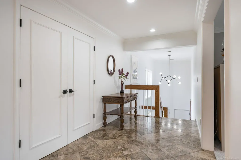 26230 Harbour Pointe Drive Harrison Charter Township MI 48045