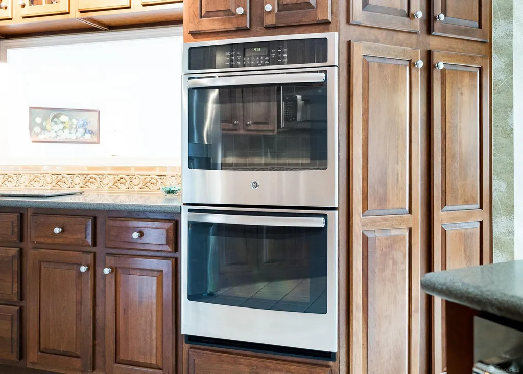 26230 Harbour Pointe Drive Harrison Charter Township MI 48045