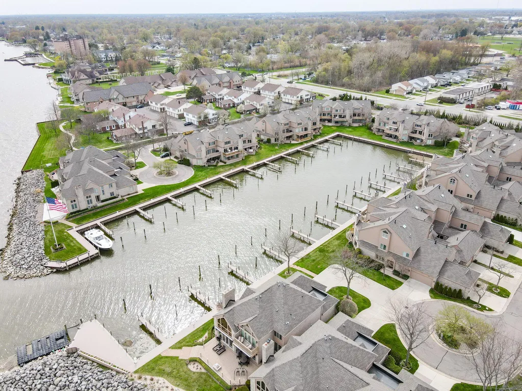 26230 Harbour Pointe Drive Harrison Charter Township MI 48045