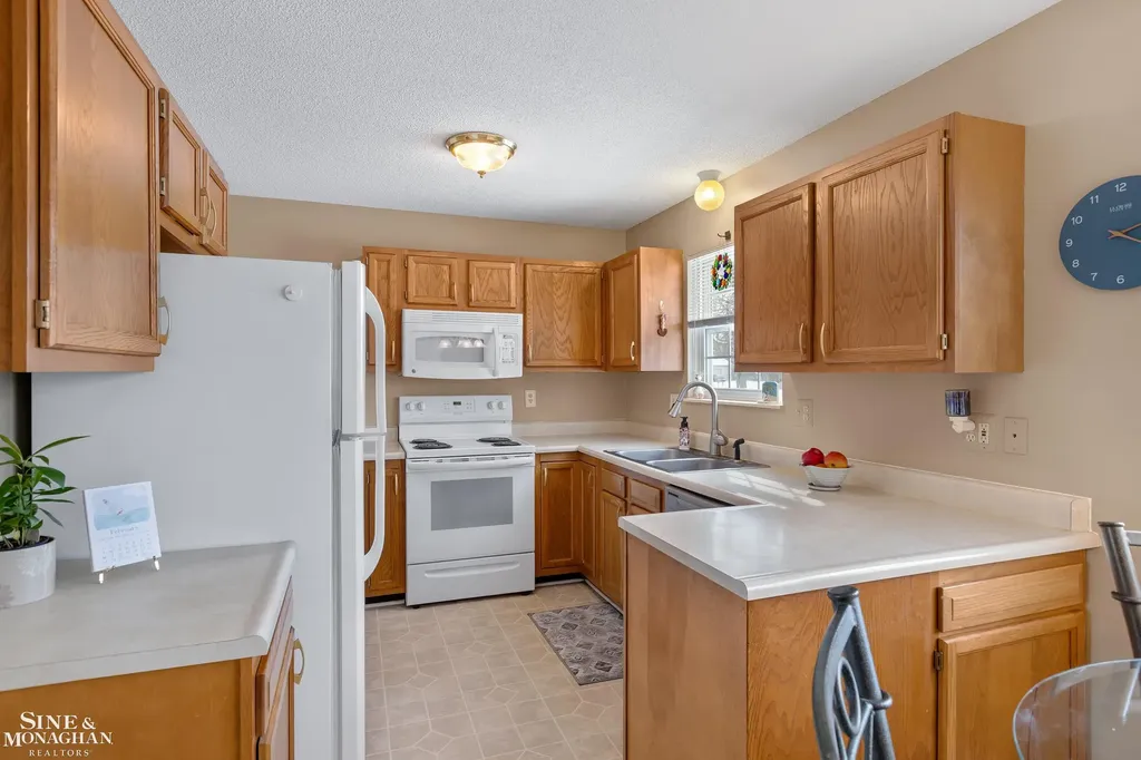 1452 Whispering Woods Avenue Marysville City MI 48040