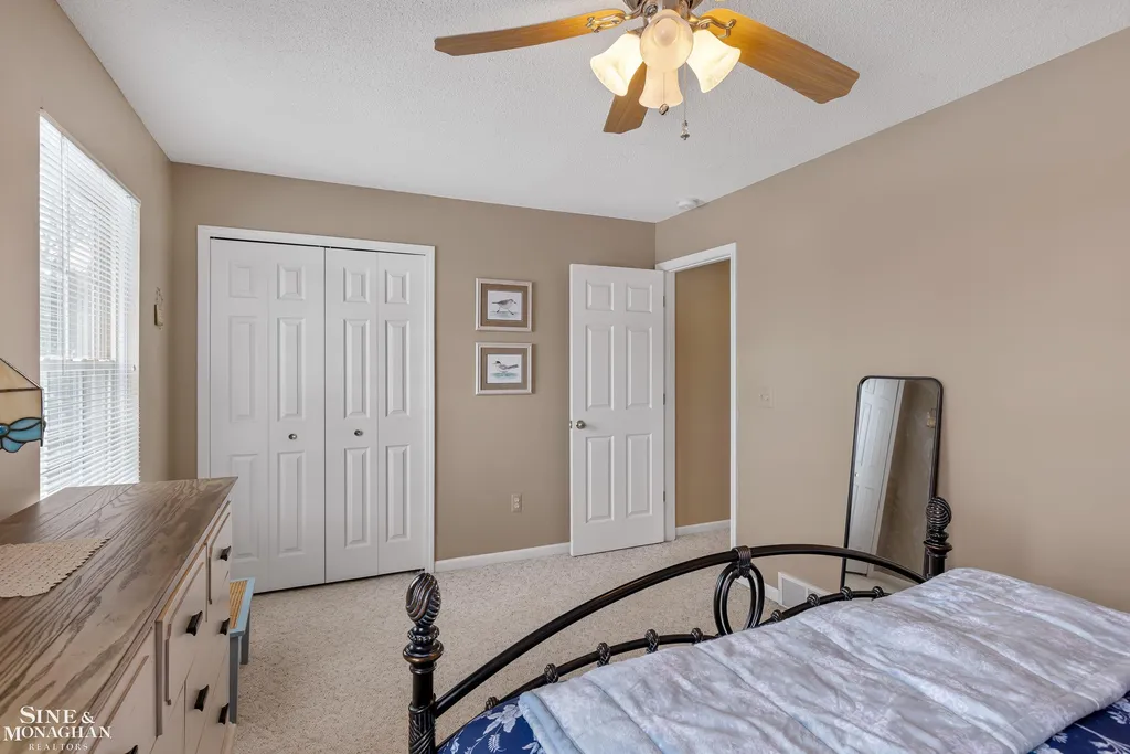 1452 Whispering Woods Avenue Marysville City MI 48040