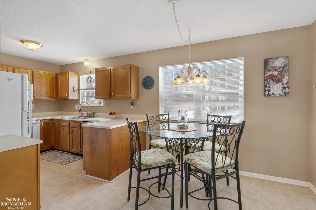 1452 Whispering Woods Avenue Marysville City MI 48040