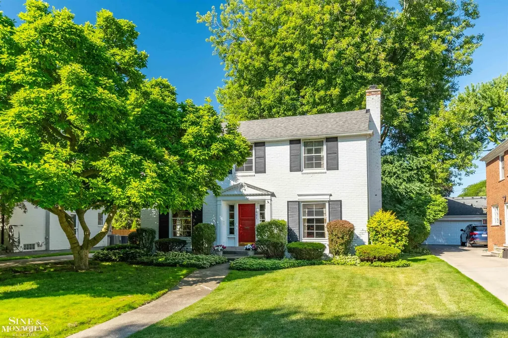 1021 Whittier Road Grosse Pointe Park City MI 48230